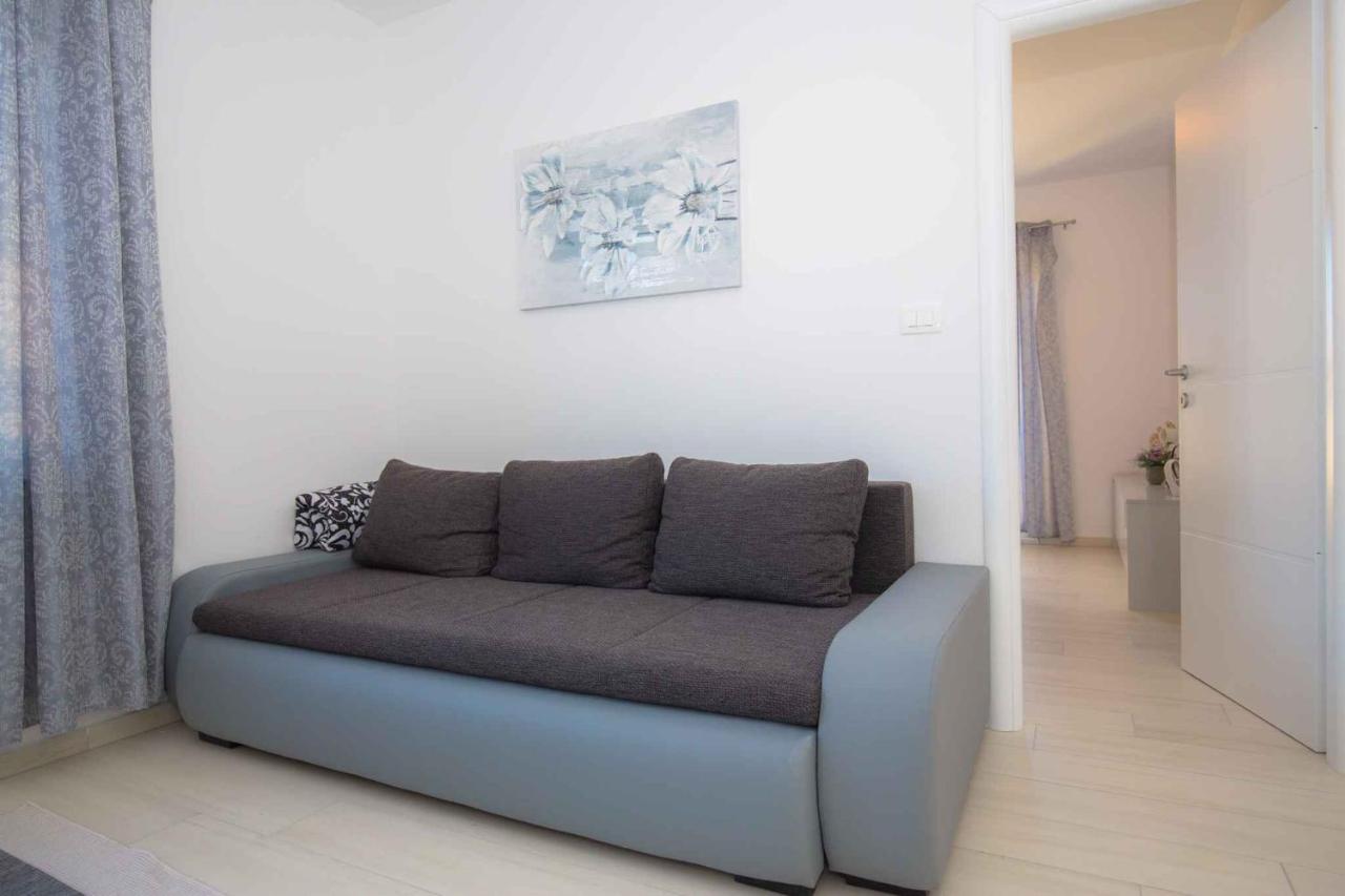 Apartments In Rogoznica 40364 Kültér fotó