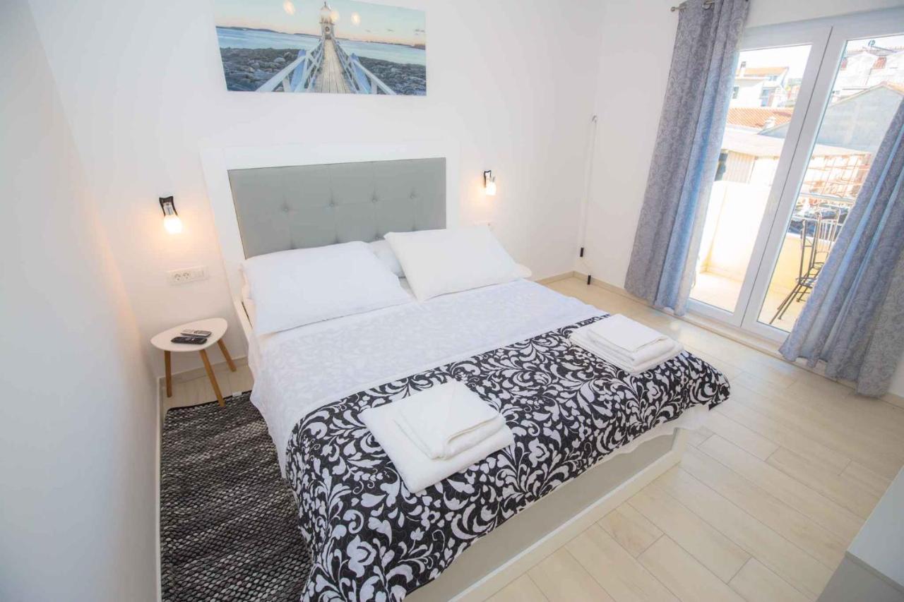 Apartments In Rogoznica 40364 Kültér fotó
