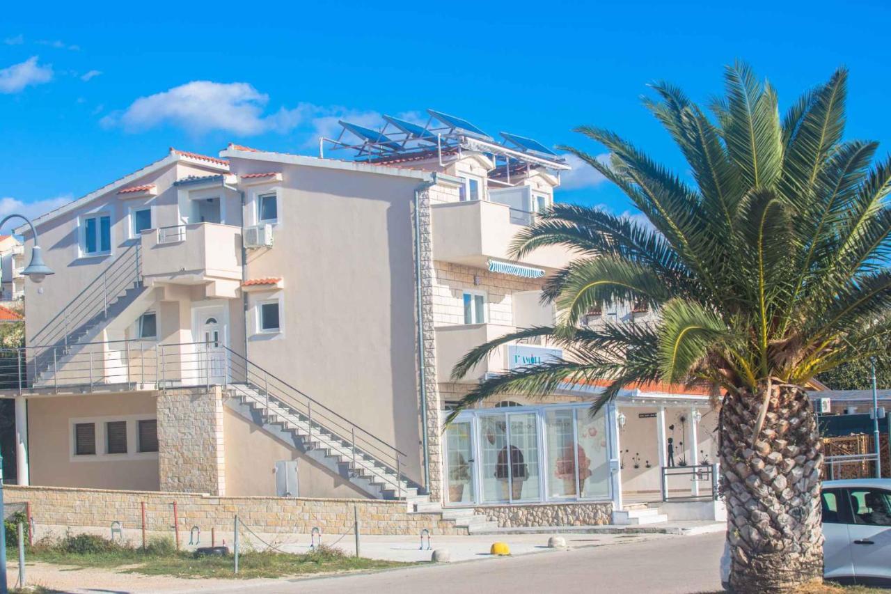 Apartments In Rogoznica 40364 Kültér fotó