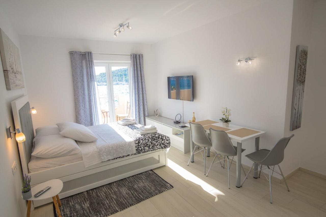 Apartments In Rogoznica 40364 Kültér fotó